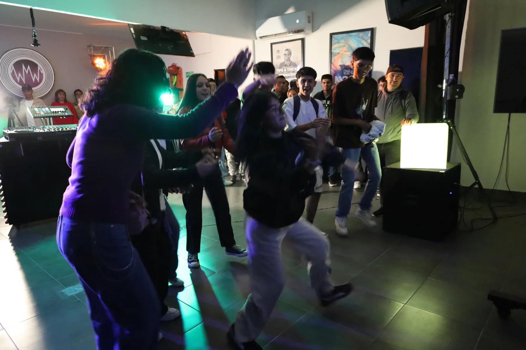 Comunidad de estudiantes de DNA Music